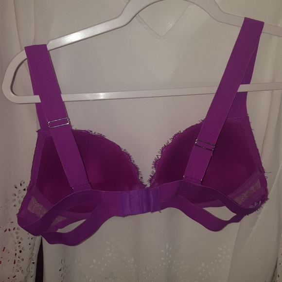 Bra - Picture 3 of 6